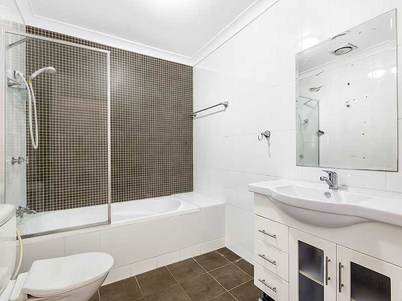 25/10-14 Crane Street, Homebush NSW 2140