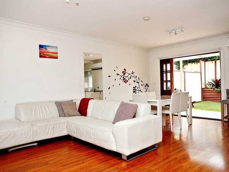 3/4-38 Roberts Road, Greenacre NSW 2190