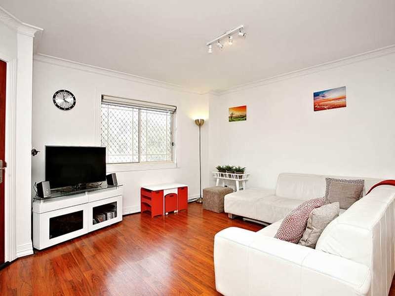 3/4-38 Roberts Road, Greenacre NSW 2190