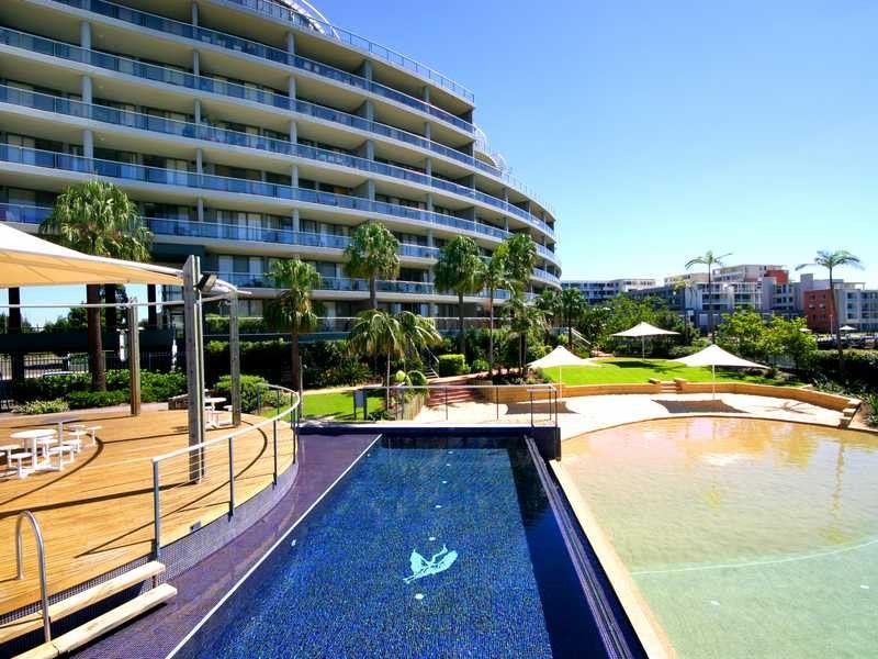 48/27-29 Bennelong Parkway, Wentworth Point NSW 2127