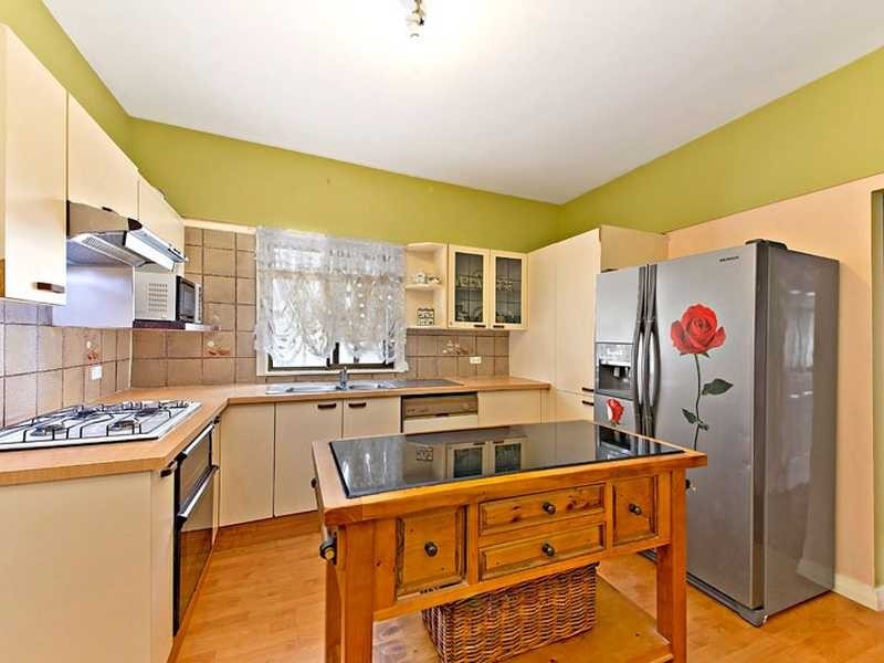 32 Pandora Street, Greenacre NSW 2190