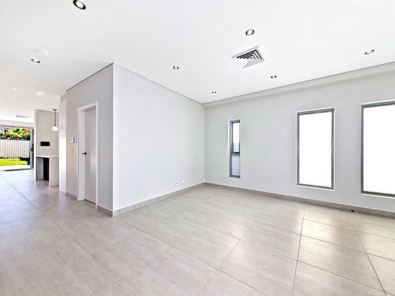 120A Juno Parade, Greenacre NSW 2190