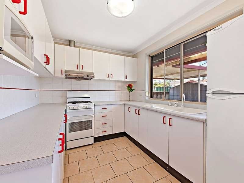 3 Ron Scott Circuit, Greenacre NSW 2190