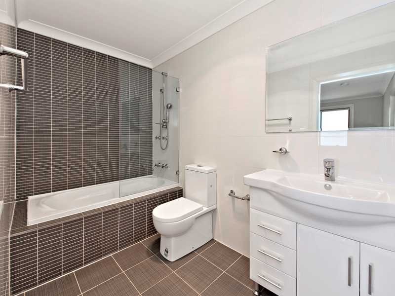 124A Juno Parade, Greenacre NSW 2190