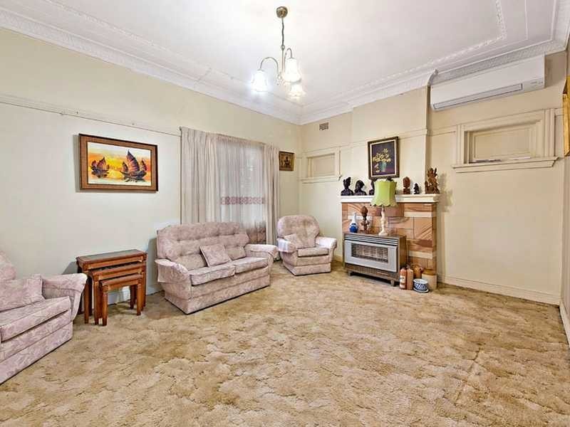 10 Boden Avenue, Strathfield NSW 2135