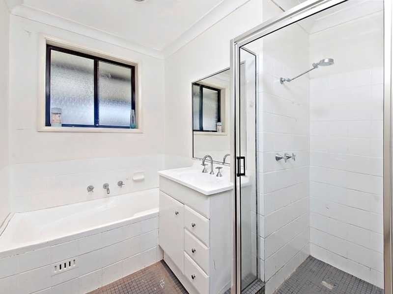 16 Standish Avenue, Oakhurst NSW 2761