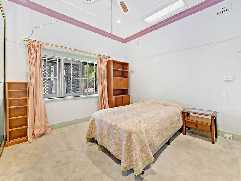 38 Harnett Avenue, Marrickville NSW 2204