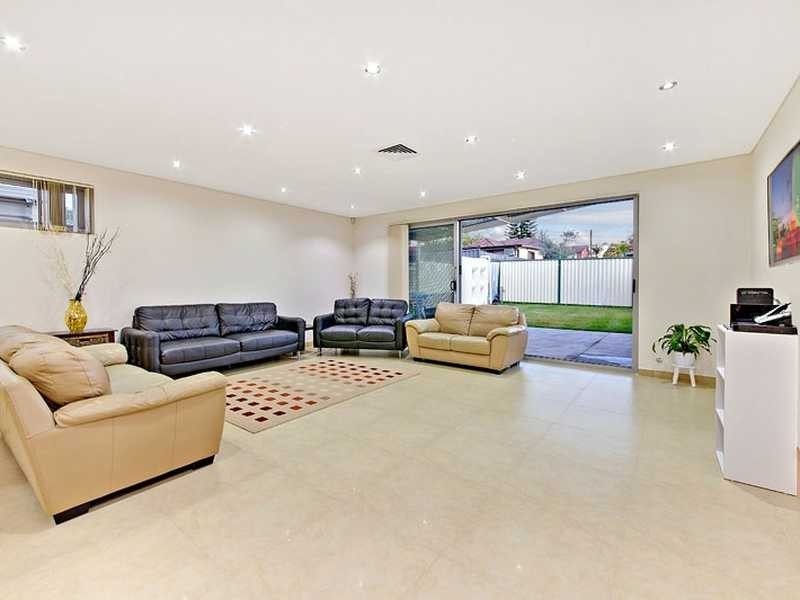 120 Juno Parade, Greenacre NSW 2190