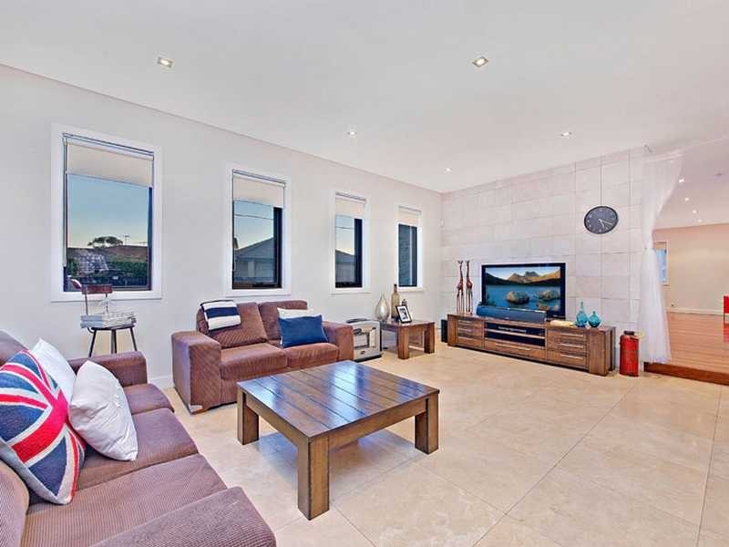 32 Brays Road, Concord NSW 2137