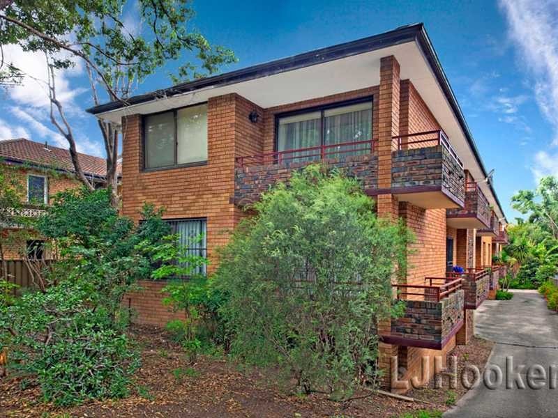 2/32 Hampstead Road, Homebush West NSW 2140