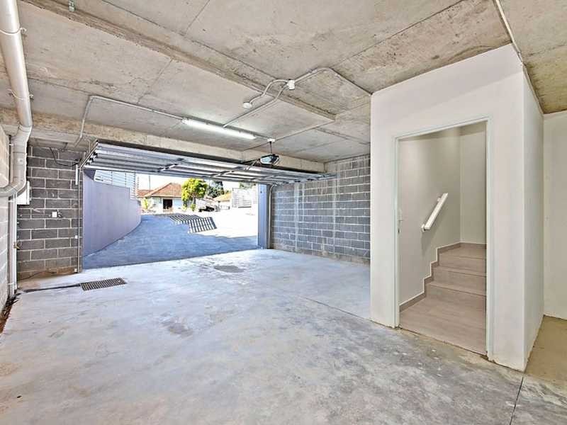 120A Juno Parade, Greenacre NSW 2190