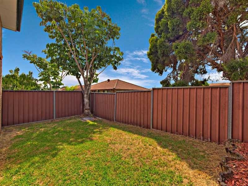 5/77 Boronia Road, Greenacre NSW 2190