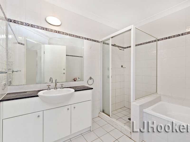 15/3 Bradley Place, Liberty Grove NSW 2138