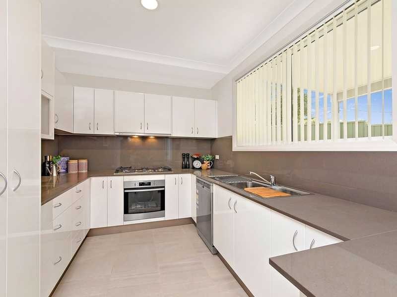 9B Flood Avenue, Revesby NSW 2212
