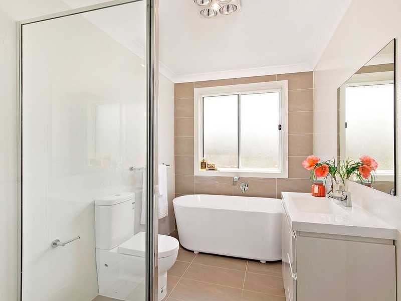 9B Flood Avenue, Revesby NSW 2212