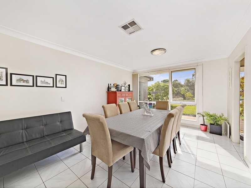 4 Bell Street, Toongabbie NSW 2146