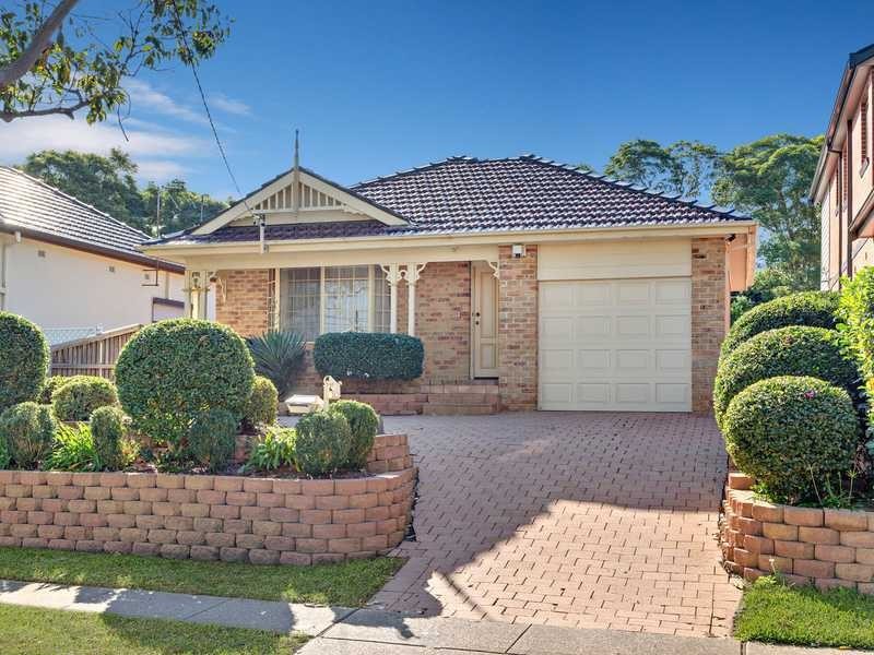 17 Links Avenue, Concord NSW 2137