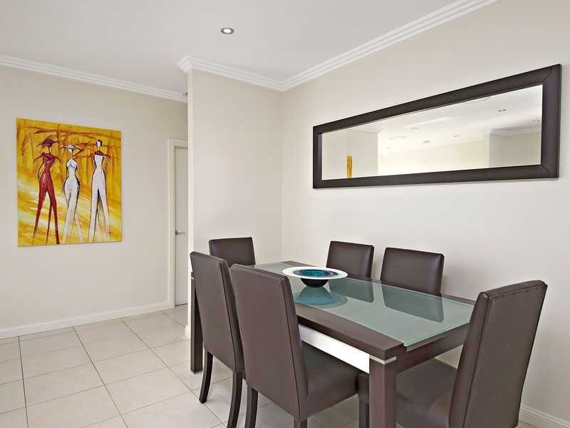 2/18 Aitchandar Road, Ryde NSW 2112