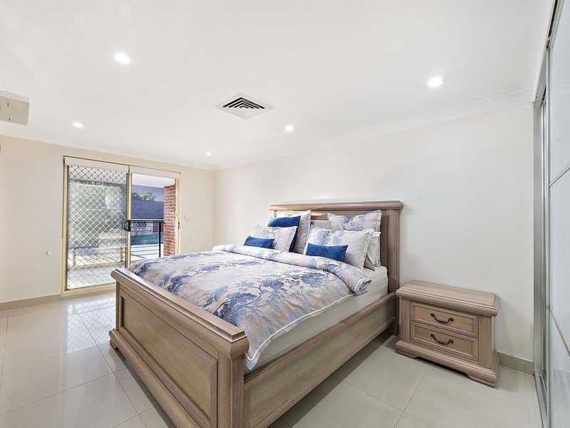 8A Keira Avenue, Greenacre NSW 2190