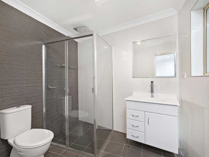 8A Keira Avenue, Greenacre NSW 2190