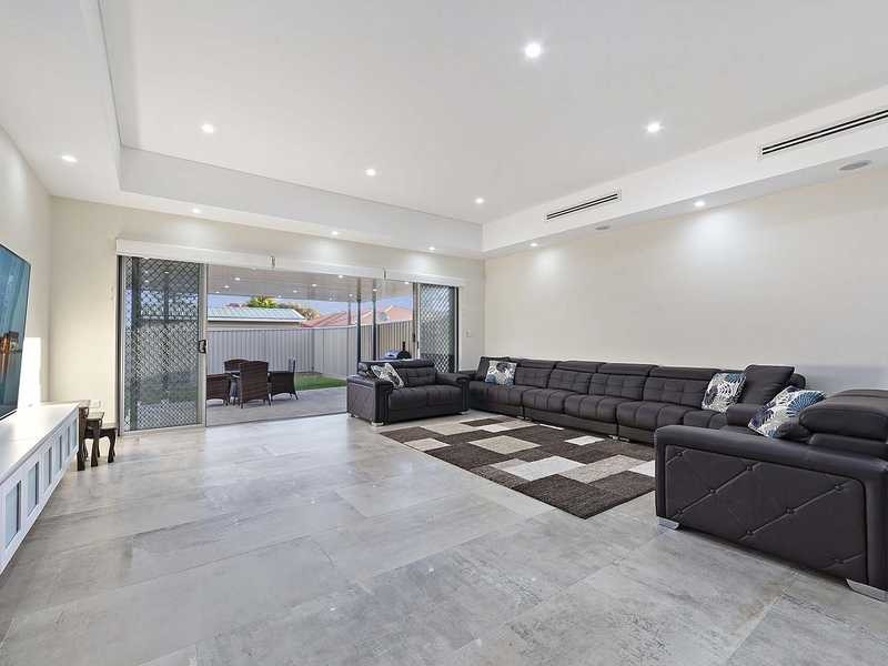 11 Terry Street, Greenacre NSW 2190