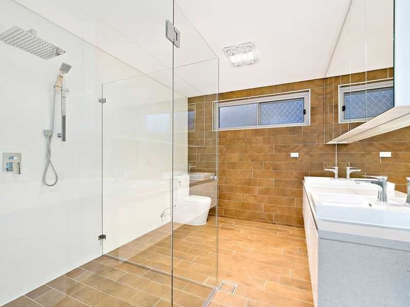 11 Terry Street, Greenacre NSW 2190