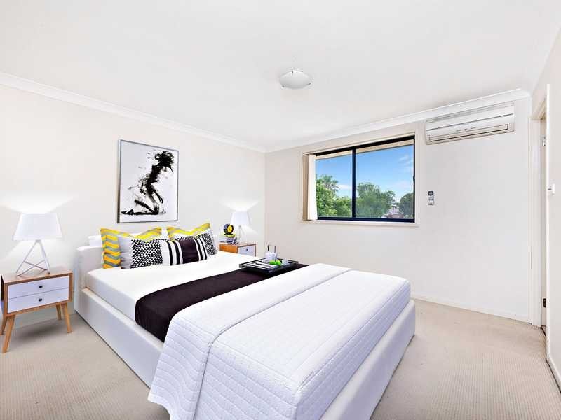 21 Murray Street, Greenacre NSW 2190