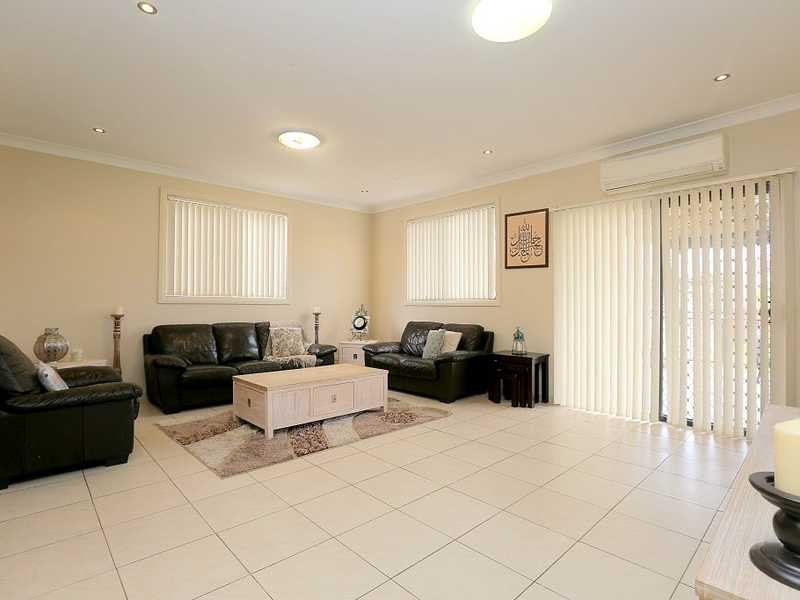 213 Noble Avenue, Greenacre NSW 2190