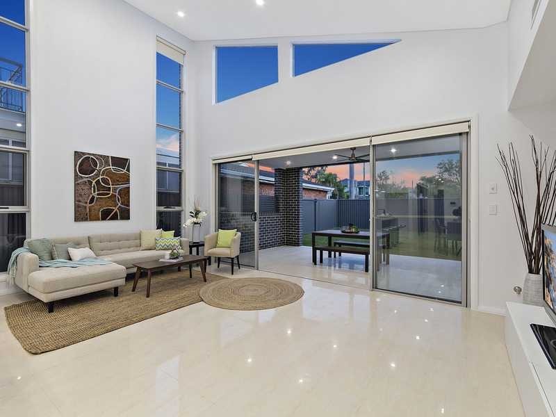 25 Latvia Avenue, Greenacre NSW 2190