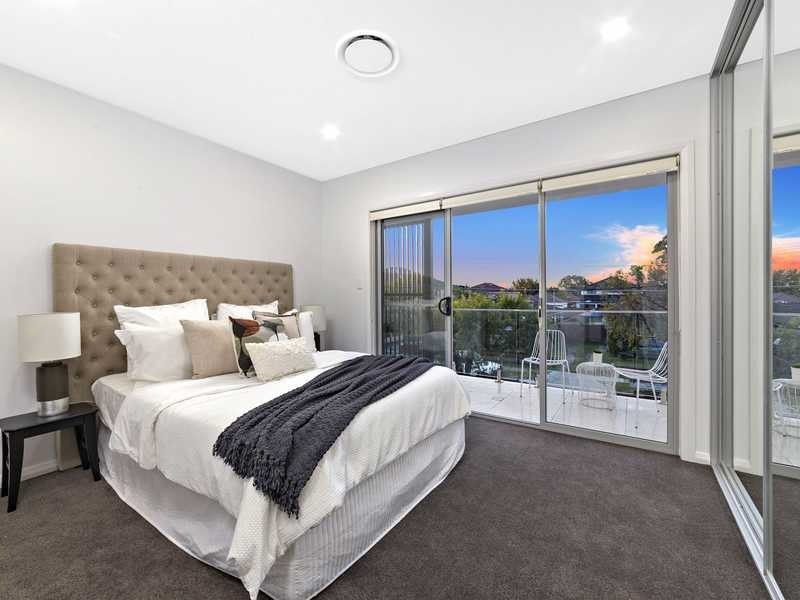 25 Latvia Avenue, Greenacre NSW 2190