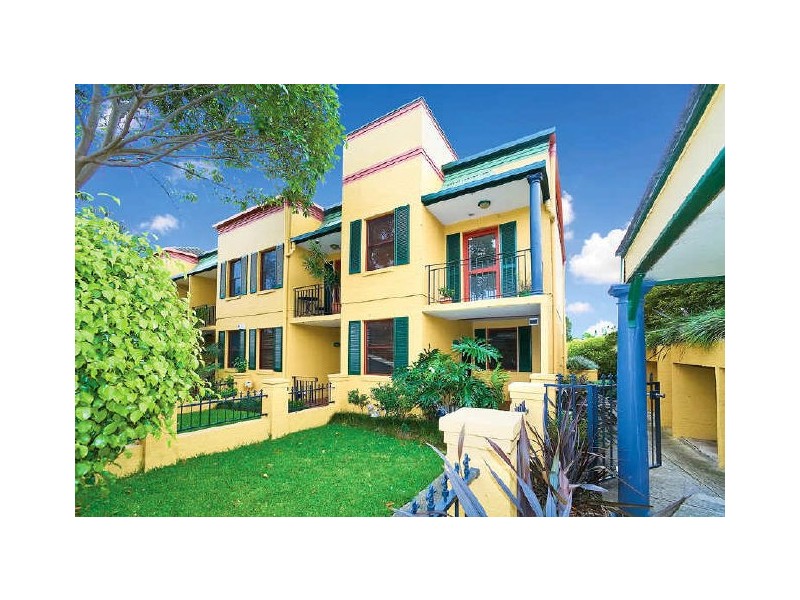 74-76 Hampden Rd, Russell Lea NSW 2046