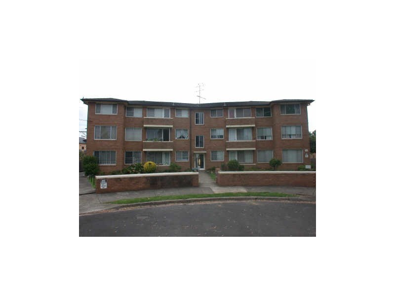 2 Mooney St, Strathfield South NSW 2136