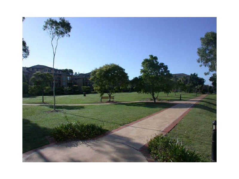 4 Wentworth Dr, Liberty Grove NSW 2138