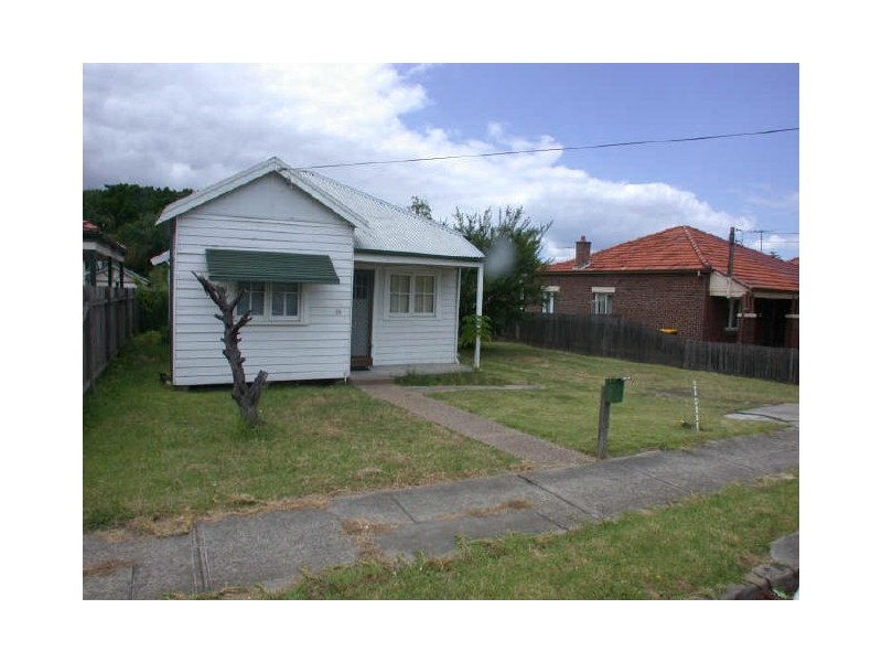 58 Kembla St, Croydon Park NSW 2133