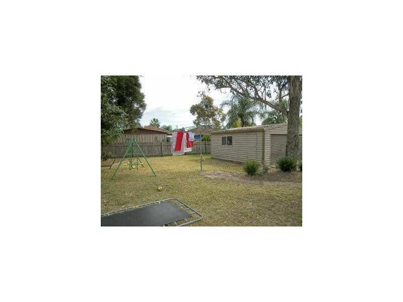 16 Standish Ave, Oakhurst NSW 2761