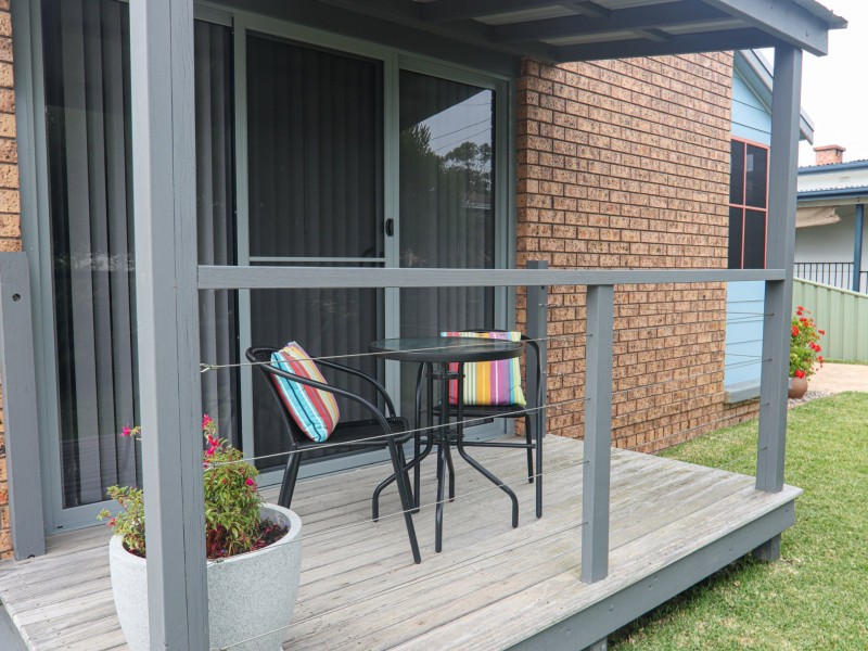 12 Ocean View Road, Sussex Inlet NSW 2540