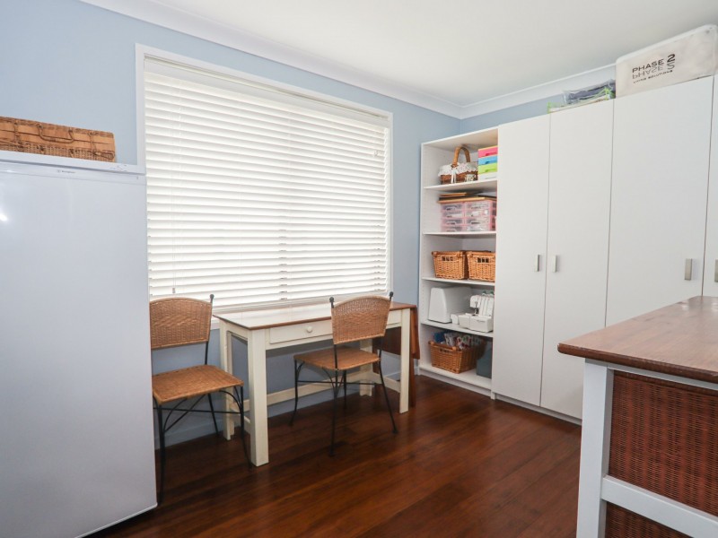 12 Ocean View Road, Sussex Inlet NSW 2540