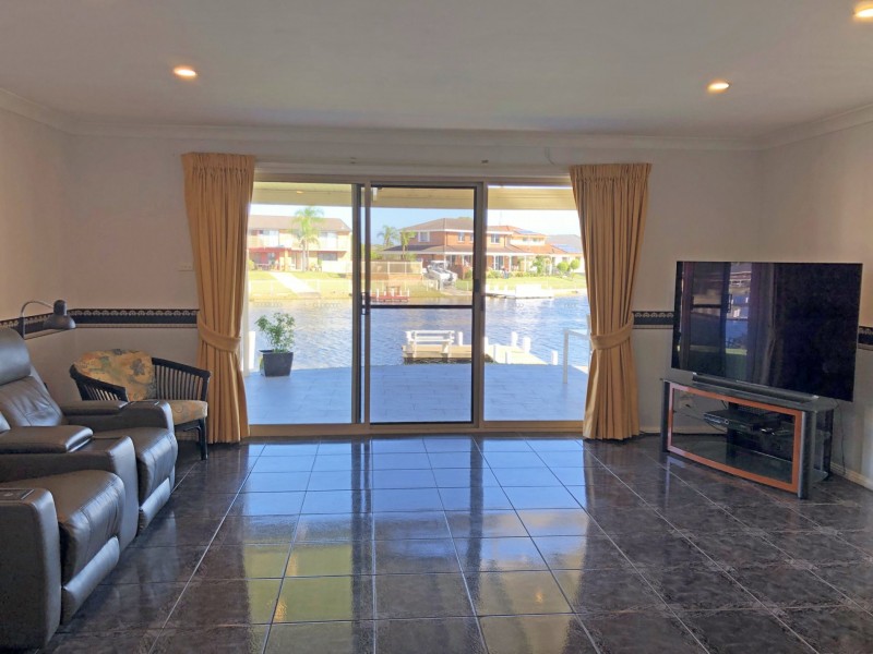 30 Thora Street, Sussex Inlet NSW 2540