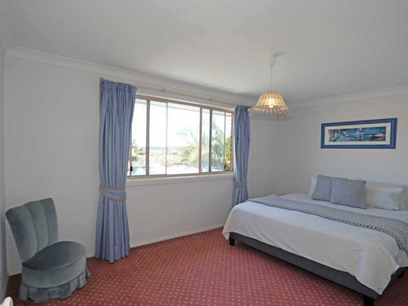 30 Thora Street, Sussex Inlet NSW 2540