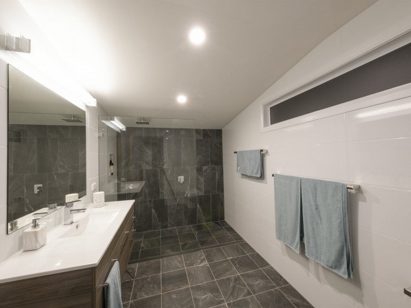 5 Beachview Avenue, Berrara NSW 2540