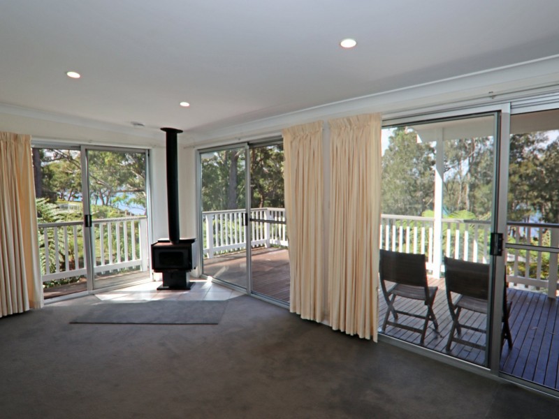 76 River Road, Sussex Inlet NSW 2540