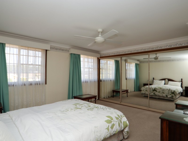 25 Dotterel Place, Sussex Inlet NSW 2540