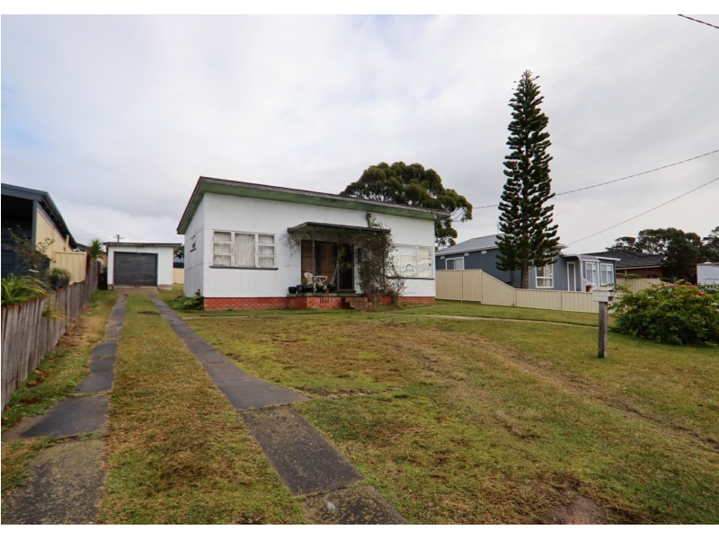 55 River Road, Sussex Inlet NSW 2540