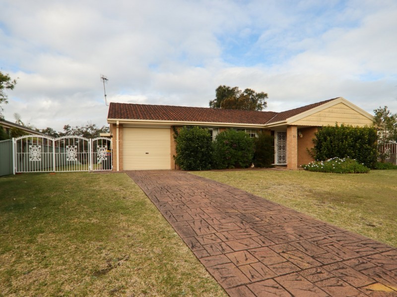 36 Thora Street, Sussex Inlet NSW 2540