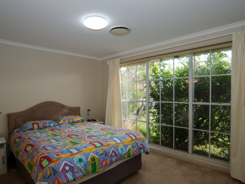 36 Thora Street, Sussex Inlet NSW 2540