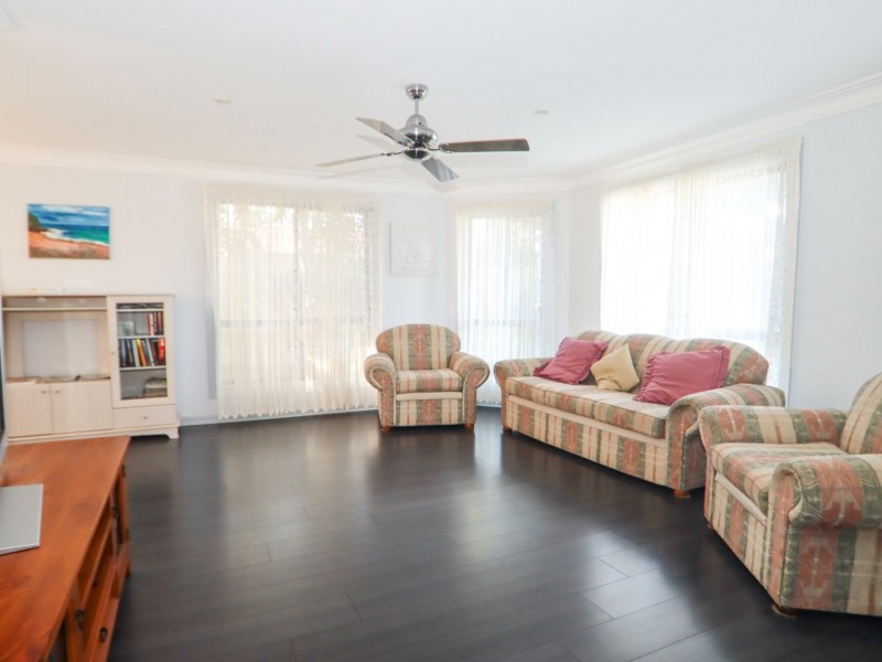 14 Inlet Avenue, Sussex Inlet NSW 2540
