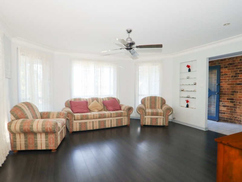 14 Inlet Avenue, Sussex Inlet NSW 2540