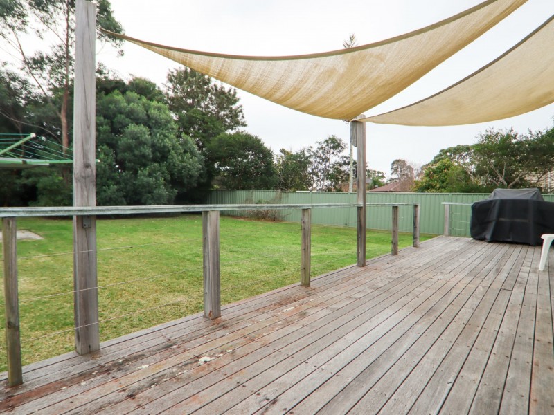 19 Iverison Road, Sussex Inlet NSW 2540