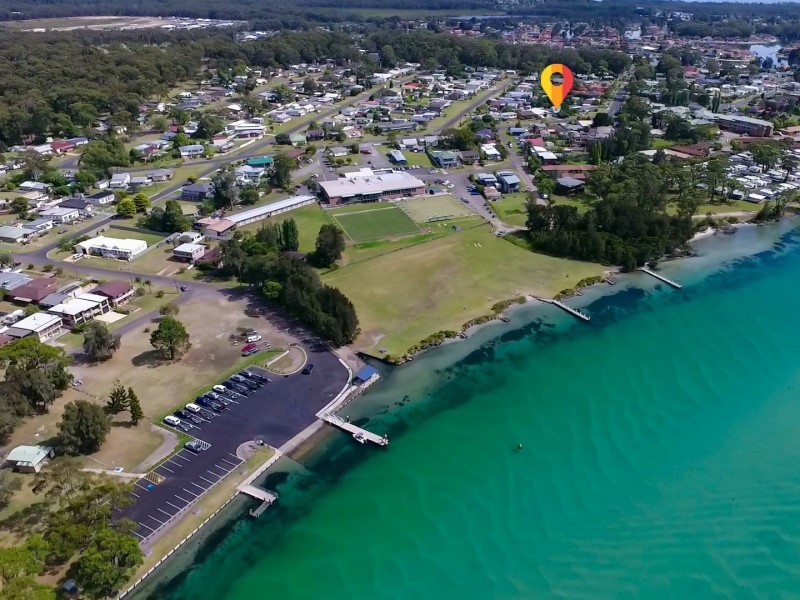 19 Iverison Road, Sussex Inlet NSW 2540