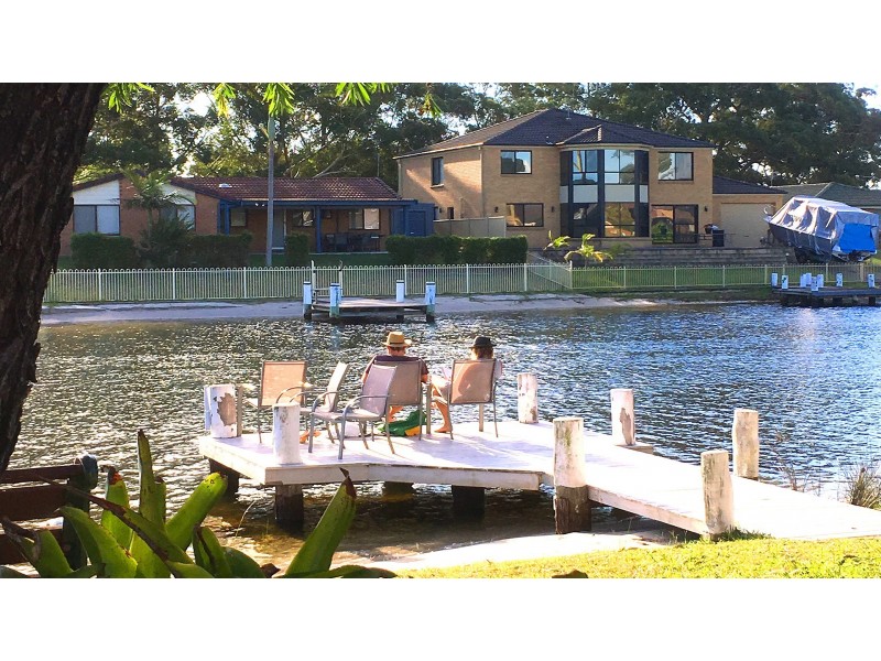 16 Thora Street, Sussex Inlet NSW 2540